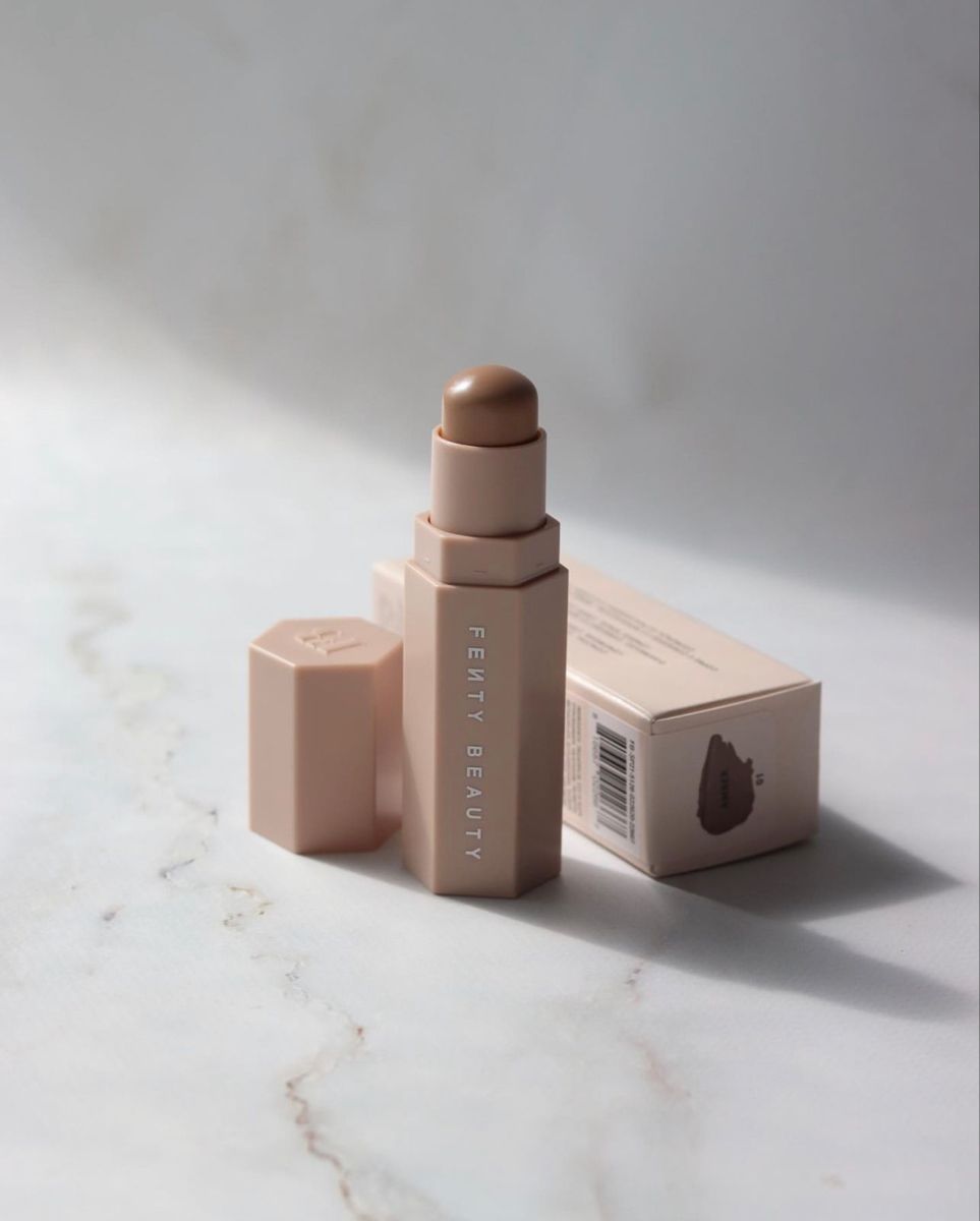 Fenty beauty match stix matte contour skinstick colorazione amber